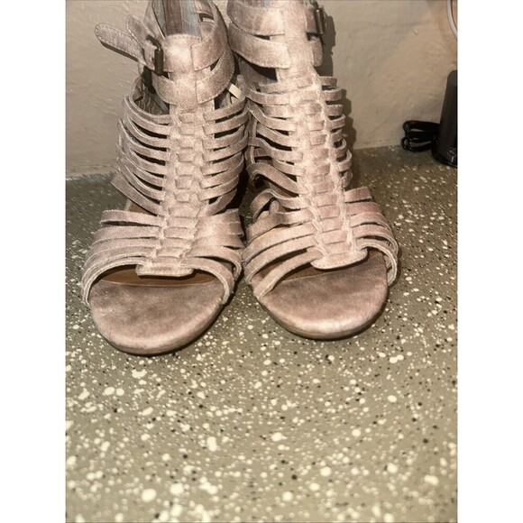 Not Rated Tan Gladiator Peep Toe Heeled Sandals Women’s 7.5 Boho Chic - Picture 2 of 6